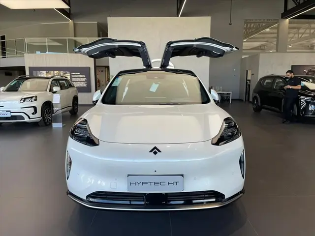 Carro GAC Hyptec HT 2026 Ultra