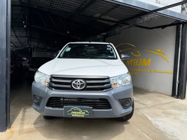 Carro Toyota Hilux Cabine Simples 2024 Chassi 4x4 2.8 Diesel