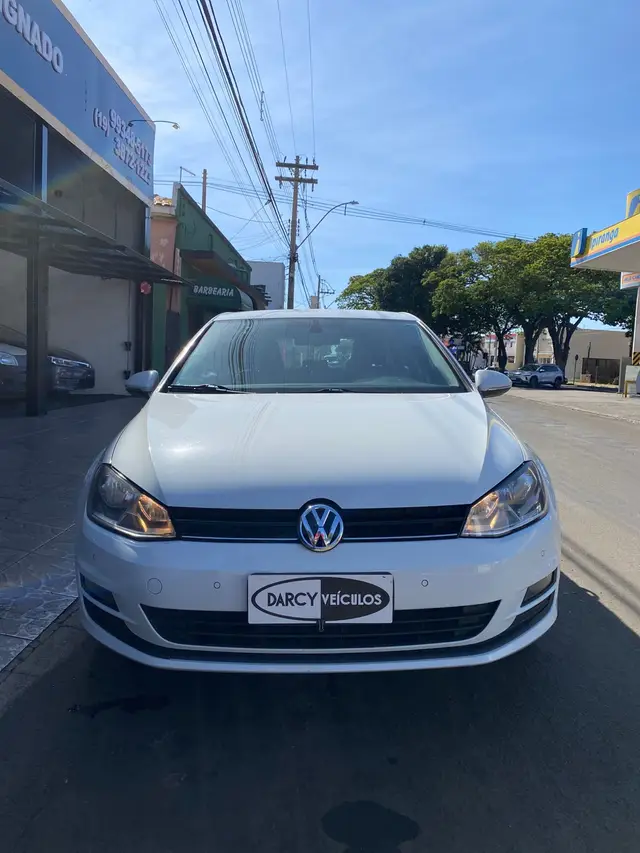 Carro Volkswagen Golf 2014 Comfortline 1.4 TSi