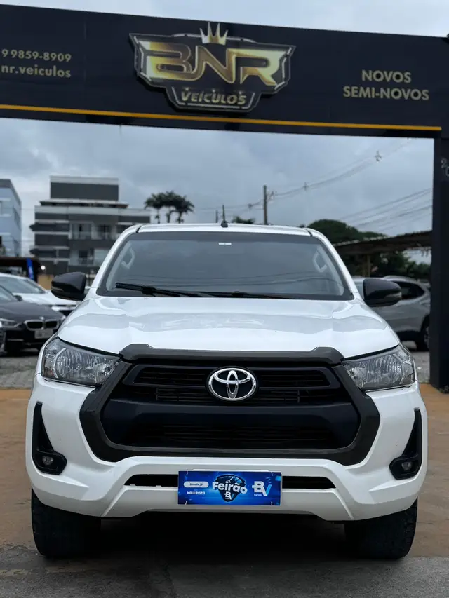 Carro Toyota Hilux Cabine Dupla 2022 STD Power Pack 2.8 TDI CD 4x4