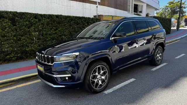 Carro Jeep Commander 2022 Overland T270 Flex (Aut)