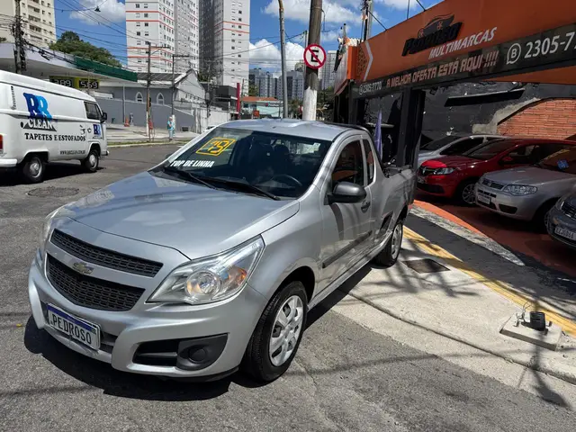 Carro Chevrolet Montana 2019 LS 1.4 (Flex)