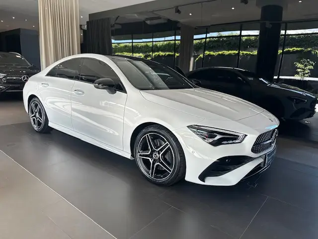 Carro Mercedes-Benz CLA 200 2025 AMG Line 1.3 TB AT (Híb.)