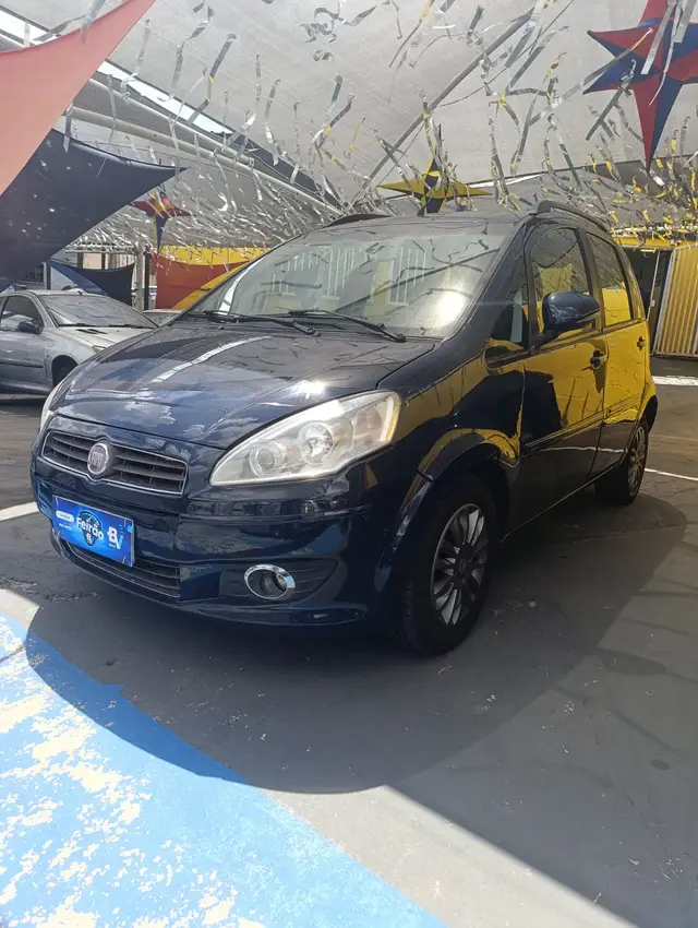 Carro Fiat Idea 2013 Essence 1.6 16V E.TorQ (Flex)
