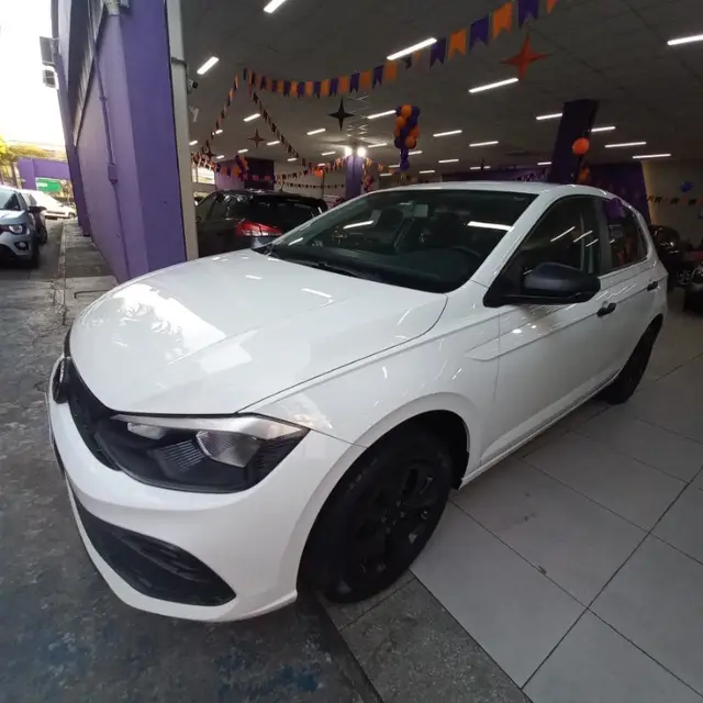 Carro Volkswagen Polo 2024 Track 1.0 Flex 12V 5p