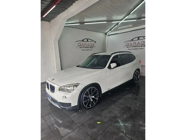 Carro BMW X1 2013 2.0 sDrive18i (aut)