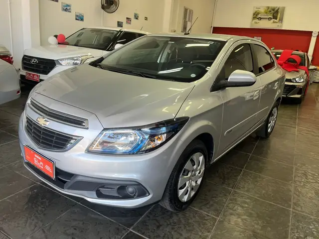 Carro Chevrolet Prisma 2015 1.4 LT SPE/4