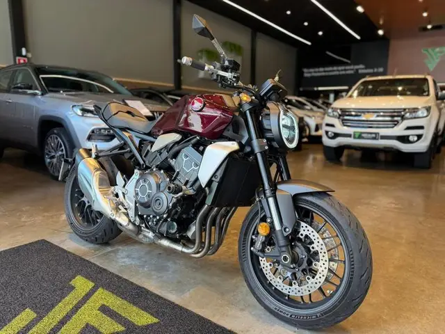 Moto Honda CB 1000R 2024 (ABS)