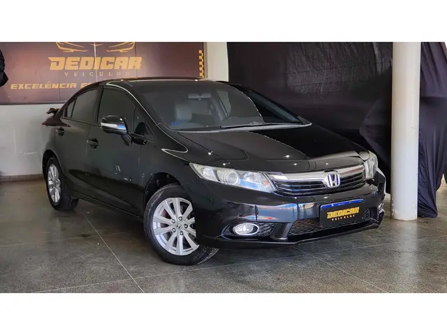 Carro Honda Civic 2014 New  LXR 2.0 i-VTEC (Aut) (Flex)