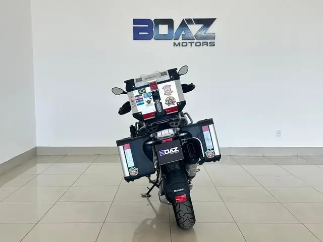 Carro Toyota Hilux Cabine Dupla 2016 Hilux 2.7 SR CD 4x2 (Flex) (Aut)