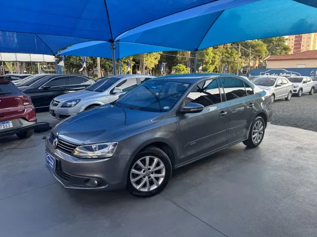Carro Volkswagen Jetta 2012 2.0 Comfortline Tiptronic (Flex)