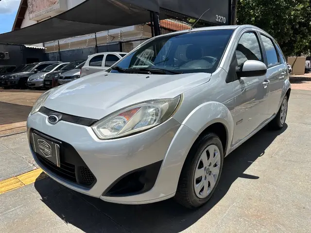 Carro Ford Fiesta Hatch 2012 1.6 (Flex)