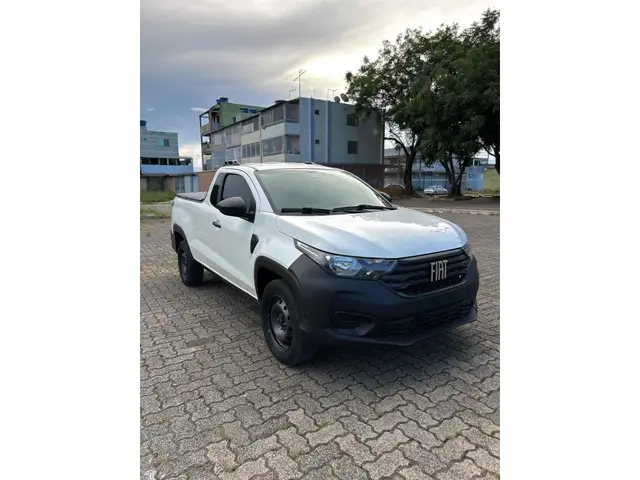 Carro Fiat Strada 2023 Endurance 1.4 Cabine Plus (Flex)