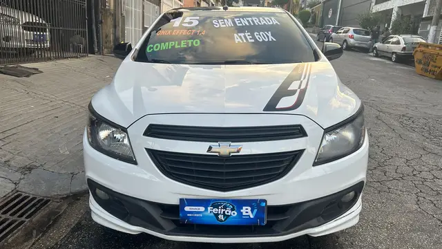 Carro Chevrolet Onix 2015 1.4 Effect SPE/4
