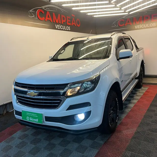 Carro Chevrolet S10 Cabine Dupla 2018 S10 2.8 CTDI LT 4WD (Cabine Dupla)