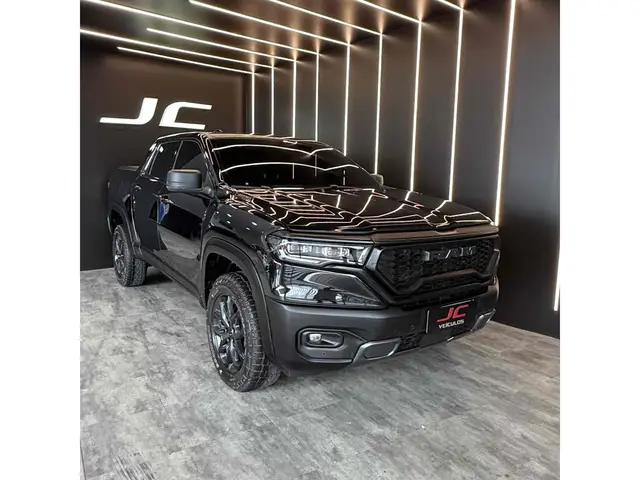 Carro Ram Rampage 2024 Rebel 2.0 Turbo
