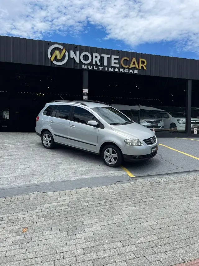 Carro Volkswagen SpaceFox 2009 Route 1.6 8V (Flex)