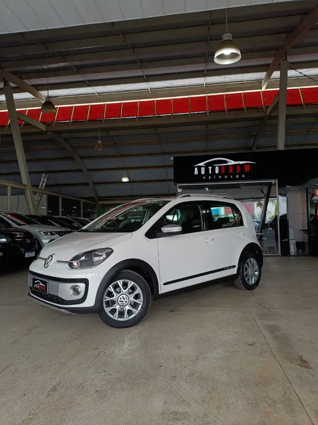 Carro Volkswagen Up! 2017 1.0 12v TSI E-Flex Cross
