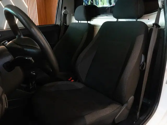 Carro Volkswagen Saveiro 2025 Robust Total Flex 16V