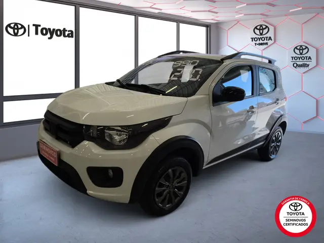 Carro Fiat Mobi 2025 Trekking 1.0