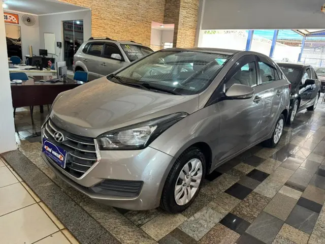 Carro Hyundai HB20S 2018 1.0 Comfort Plus (Flex)