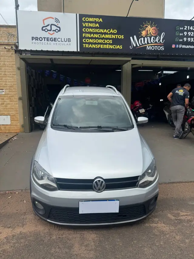 Carro Volkswagen CrossFox 2013 1.6 VHT (Flex)