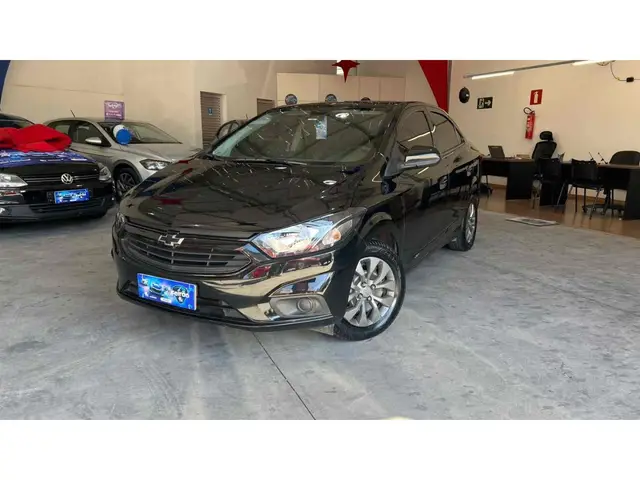 Carro Chevrolet Onix Plus 2021 1.0 LT (Flex)