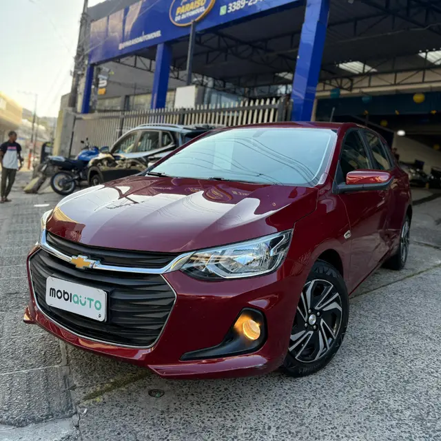 Carro Chevrolet Onix 2024 LT 1.0