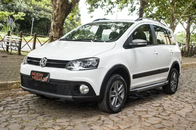 Carro Volkswagen SpaceCross 2012 1.6 8V (Flex)