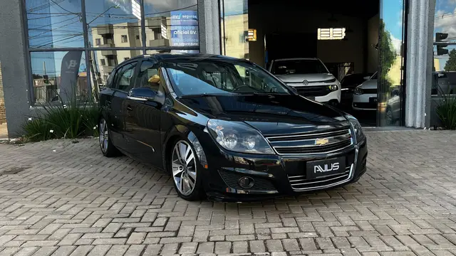 Carro Chevrolet Vectra GT 2011 -X 2.0 8V (Flex)