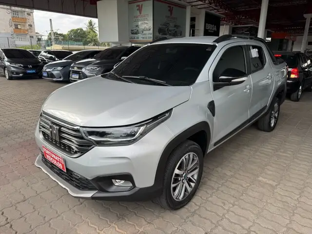 Carro Fiat Strada 2025 Volcano 1.3 Flex 8V CD Aut.