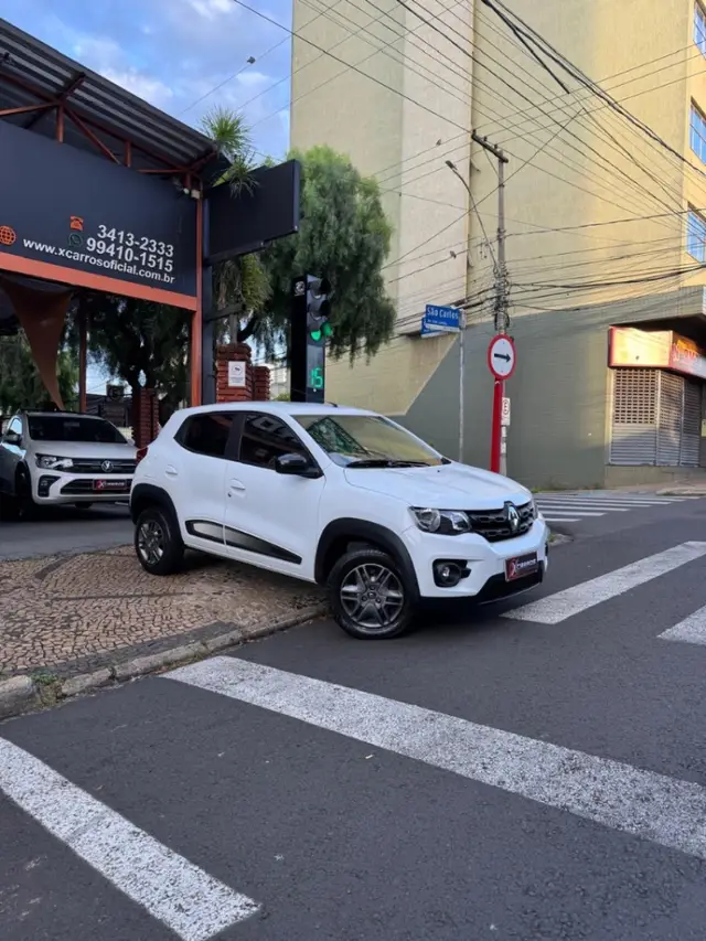 Carro Renault Kwid 2020 Intense 1.0 12v SCe (Flex)