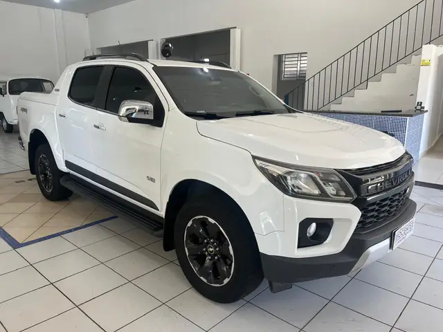 Carro Chevrolet S10 Cabine Dupla 2022 S10 2.8 CTDI High Country 4WD (Cabine Dupla) (Aut)