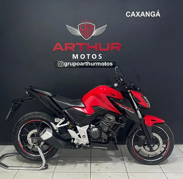 Moto Honda CB 300F Twister 2023 (ABS)