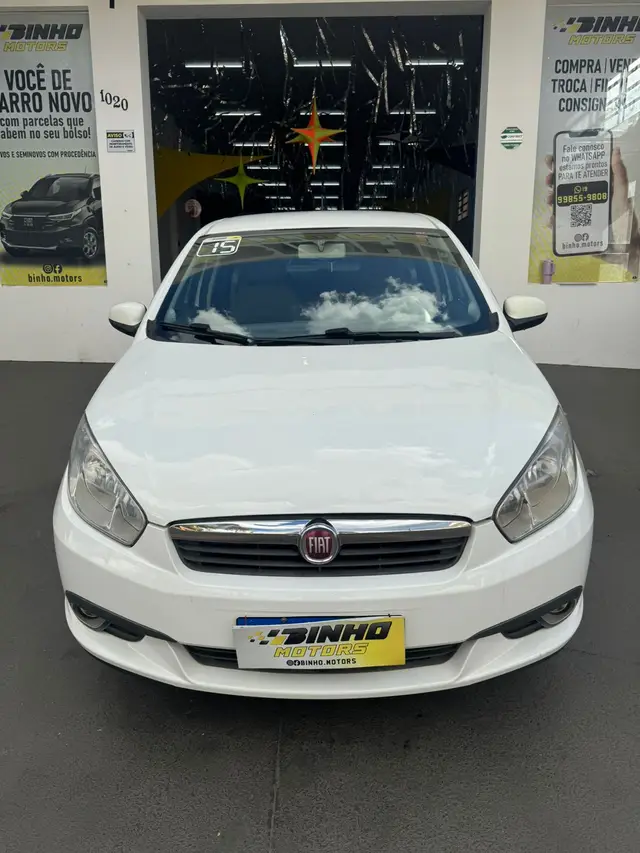 Carro Fiat Grand Siena 2015 ESSENCE ITALIA 1.6 Flex 16V