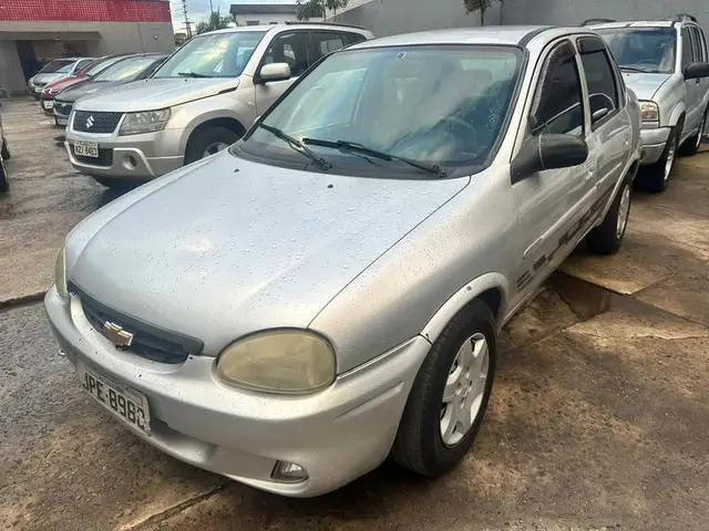 Carro Chevrolet Corsa Sedan 2001 Milenium 1.0 MPFi 16V