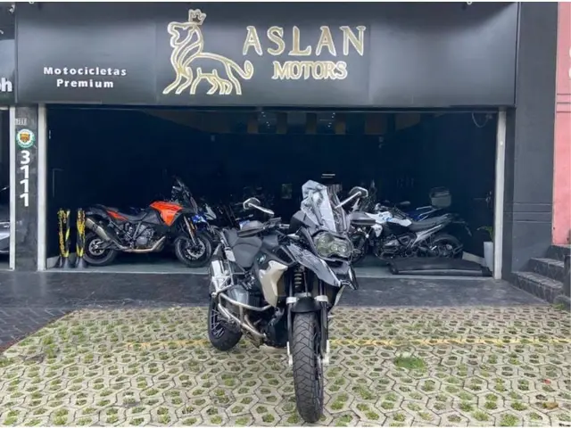 Moto BMW R 1250 GS 2022 Premium Triple Black