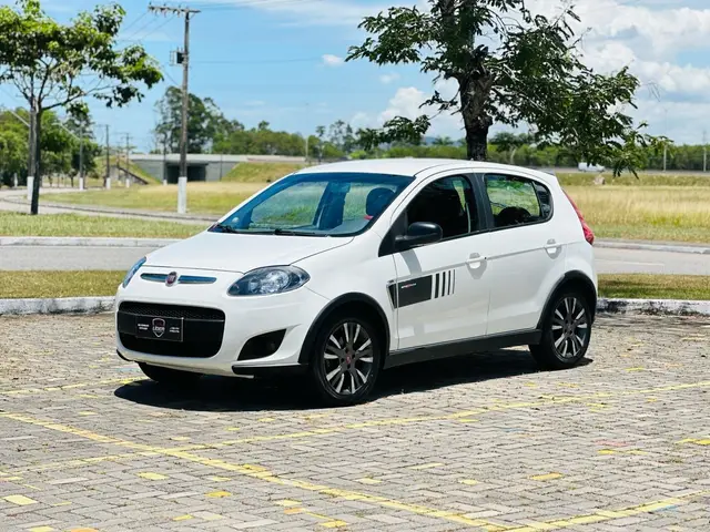 Carro Fiat Palio 2014 Sporting 1.6 16V (Flex)