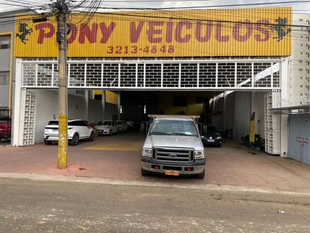 Carro Ford F-350 2011 F350 (Cabine Simples)