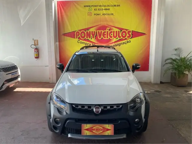 Carro Fiat Weekend 2015 Adventure 1.8 E.torQ Dualogic (Flex)