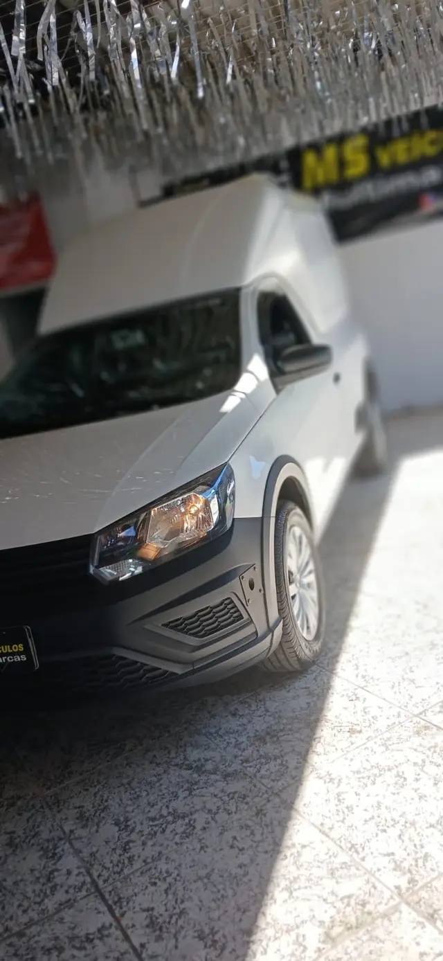 Carro Volkswagen Saveiro 2023 Robust 1.6 MSI CS (Flex)