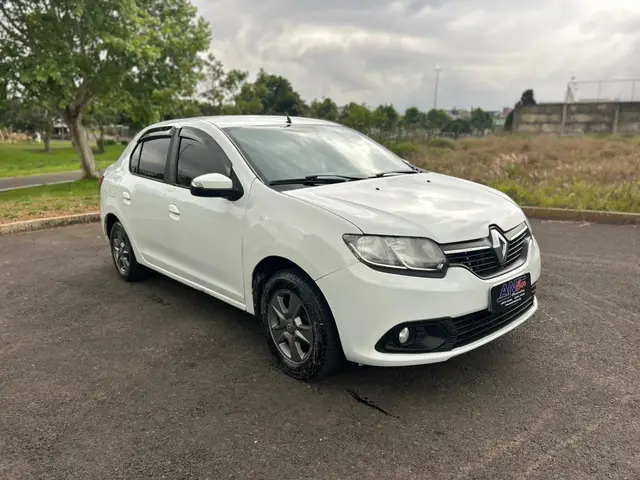 Carro Renault Logan 2017 Dynamique Flex 1.6