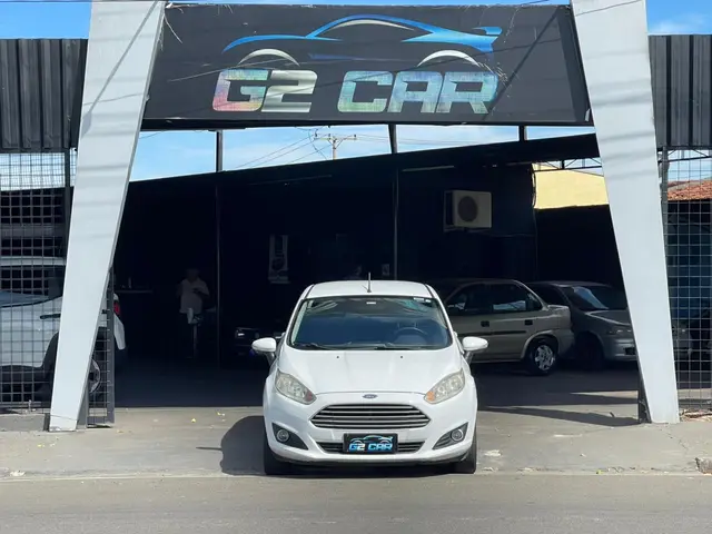 Carro Ford New Fiesta Hatch 2015 New Fiesta S 1.5 16V