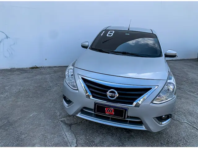 Carro Nissan Versa 2018 1.6 16V SL FlexStart CVT (Flex)
