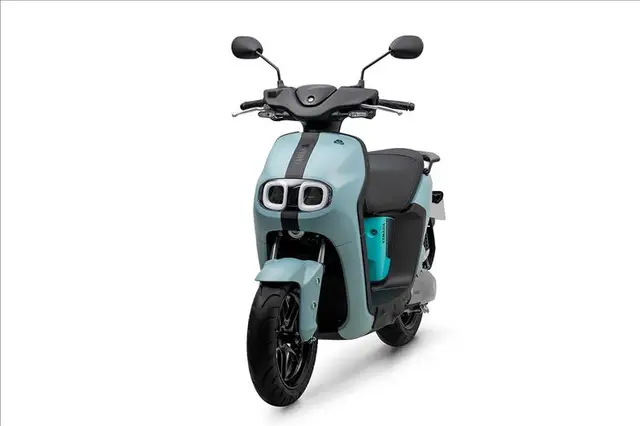 Moto Yamaha Neo's 2025 Connected