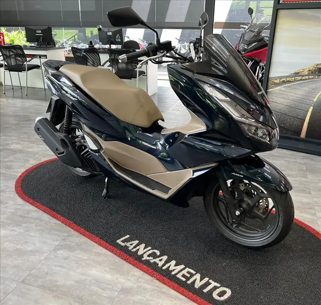 Moto Honda PCX 160 2025 DLX ABS