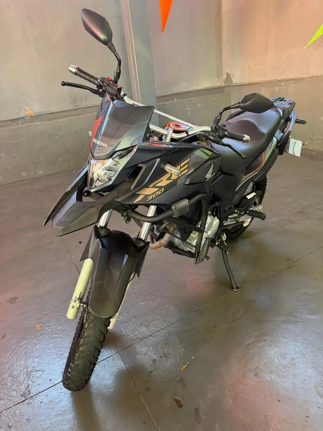 Moto Honda XRE 300 2023 ABS