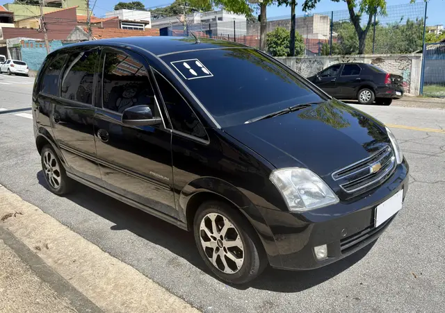 Carro Chevrolet Meriva 2011 Premium 1.8 (Flex) (easytronic)
