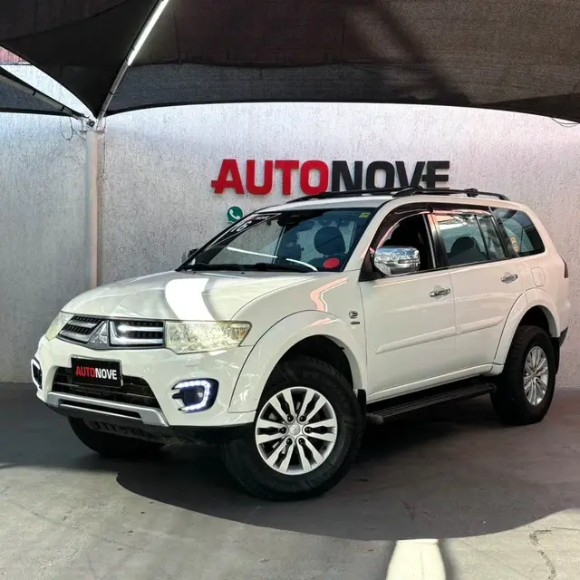 Carro Mitsubishi Pajero 2016 HPE 3.5 4x4 Flex 5p Aut.