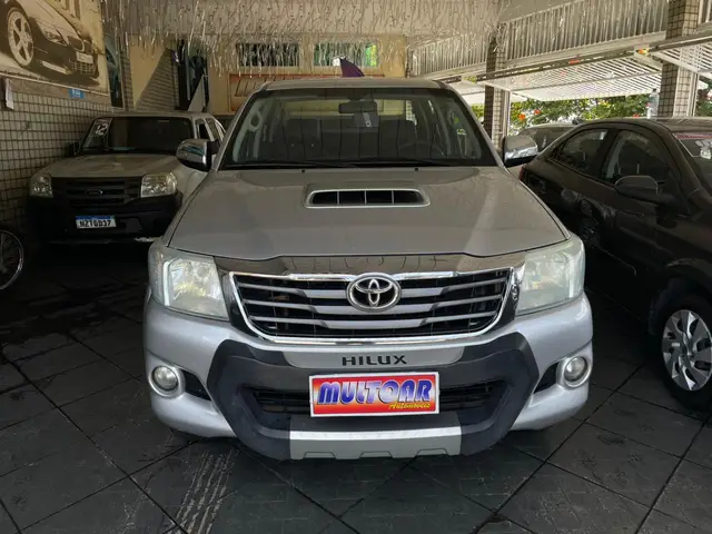 Carro Toyota Hilux Cabine Dupla 2015 Hilux 3.0 TDI 4x4 CD SRV (Aut)